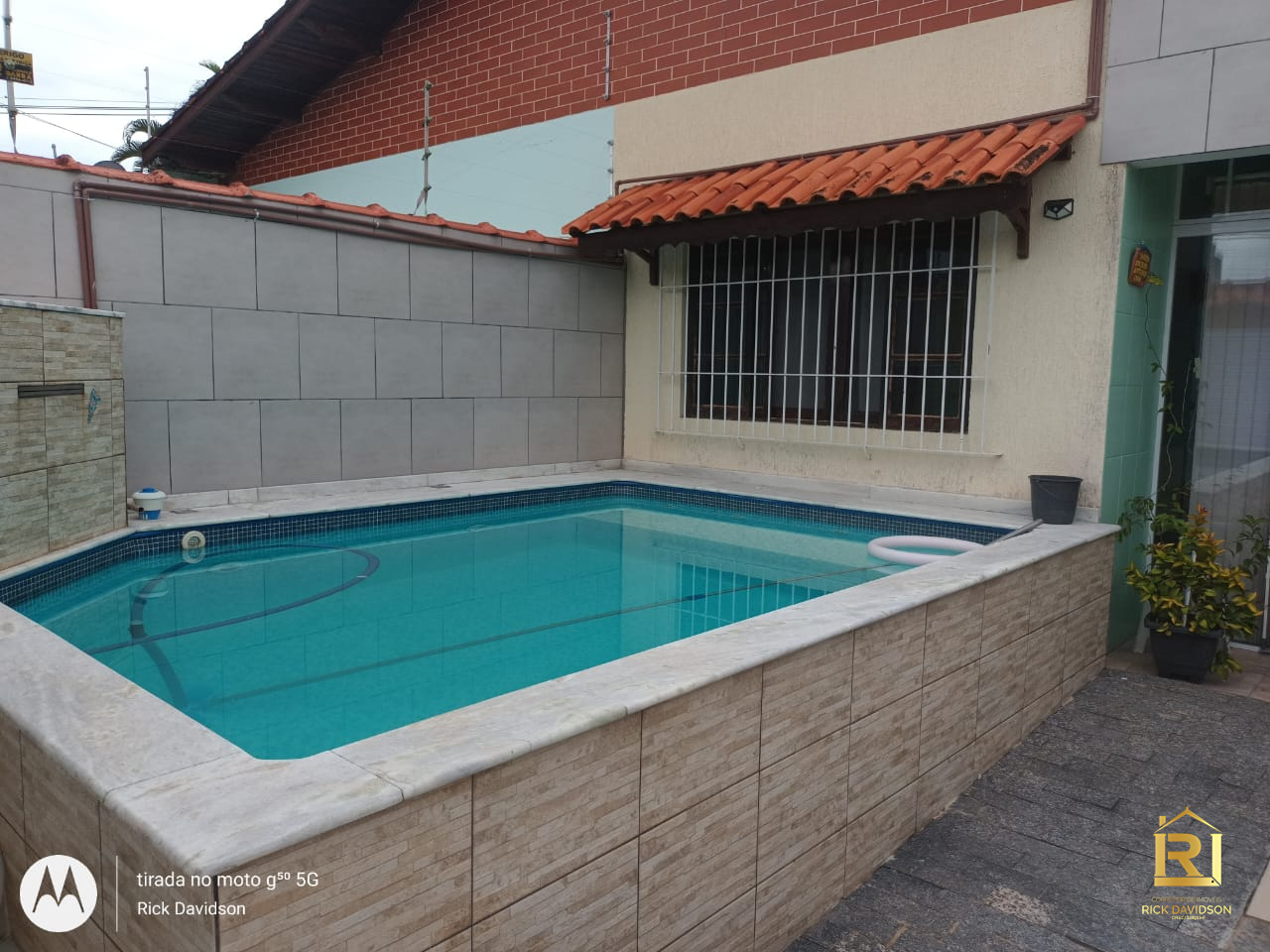 CASA COM 2 DORMITÓRIOS