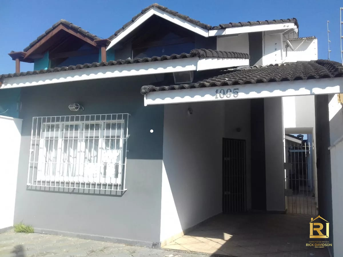 SOBRADO COM 3 DORMITÓRIOS